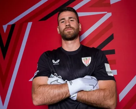 El portero Simón: ‘Alcanzar una copa con el Athletic me llena más que diez trofeos fuera de aquí’